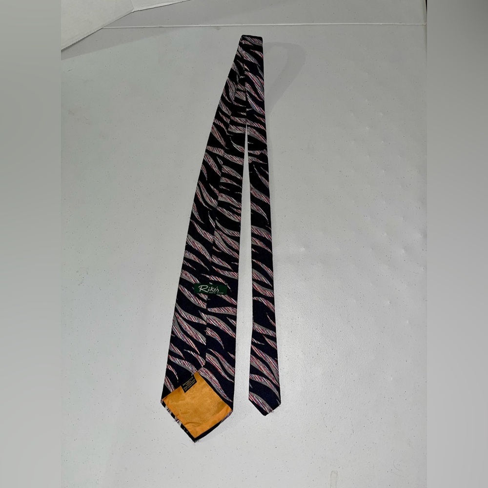 NWOT Rike’s Wide Tie - Picture 3 of 4